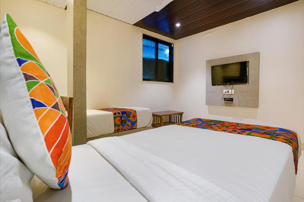 Fabhotel New Prince Palace Bombay Esterno foto